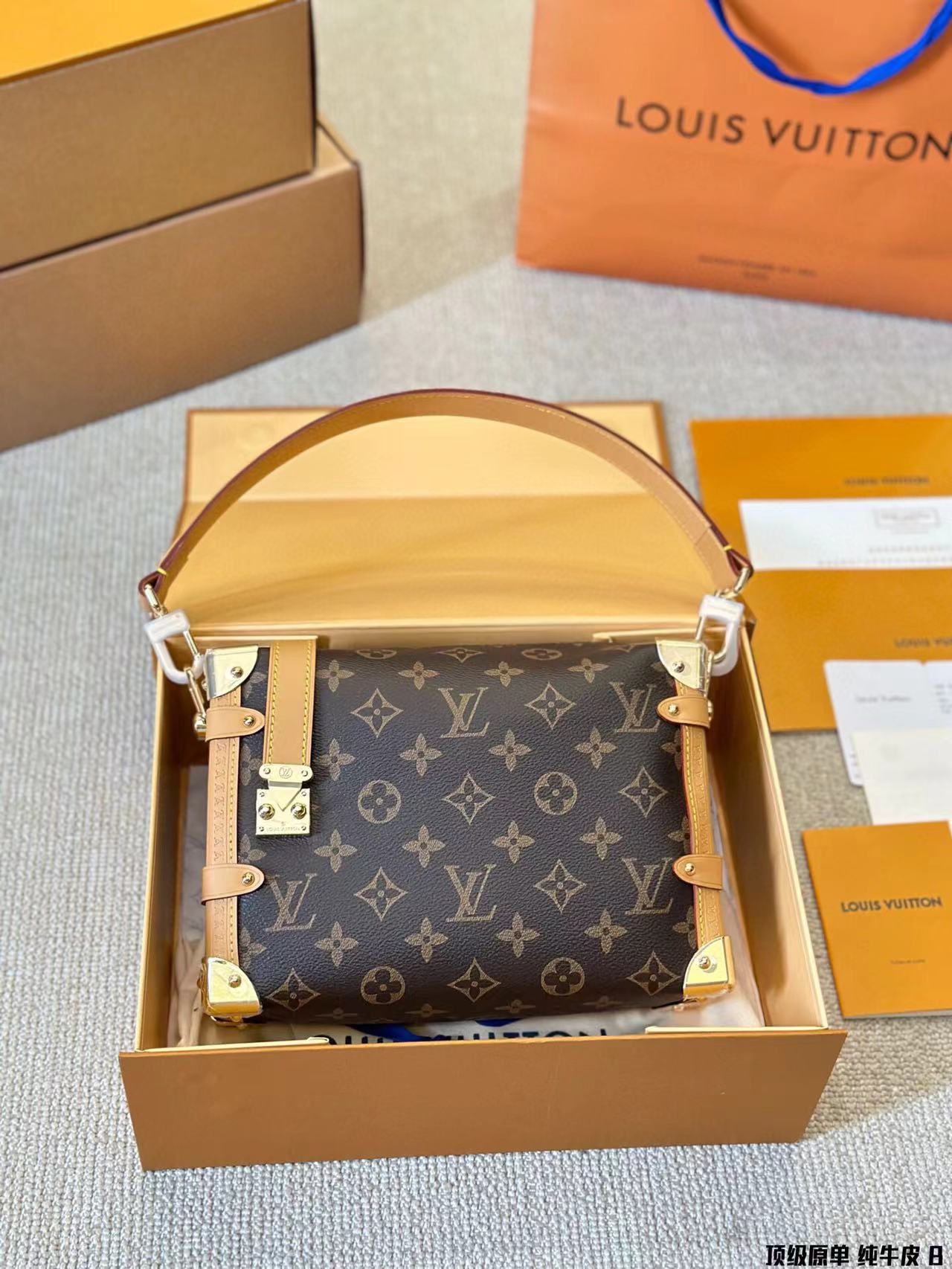 LV M46358#  Lady's handbag with box