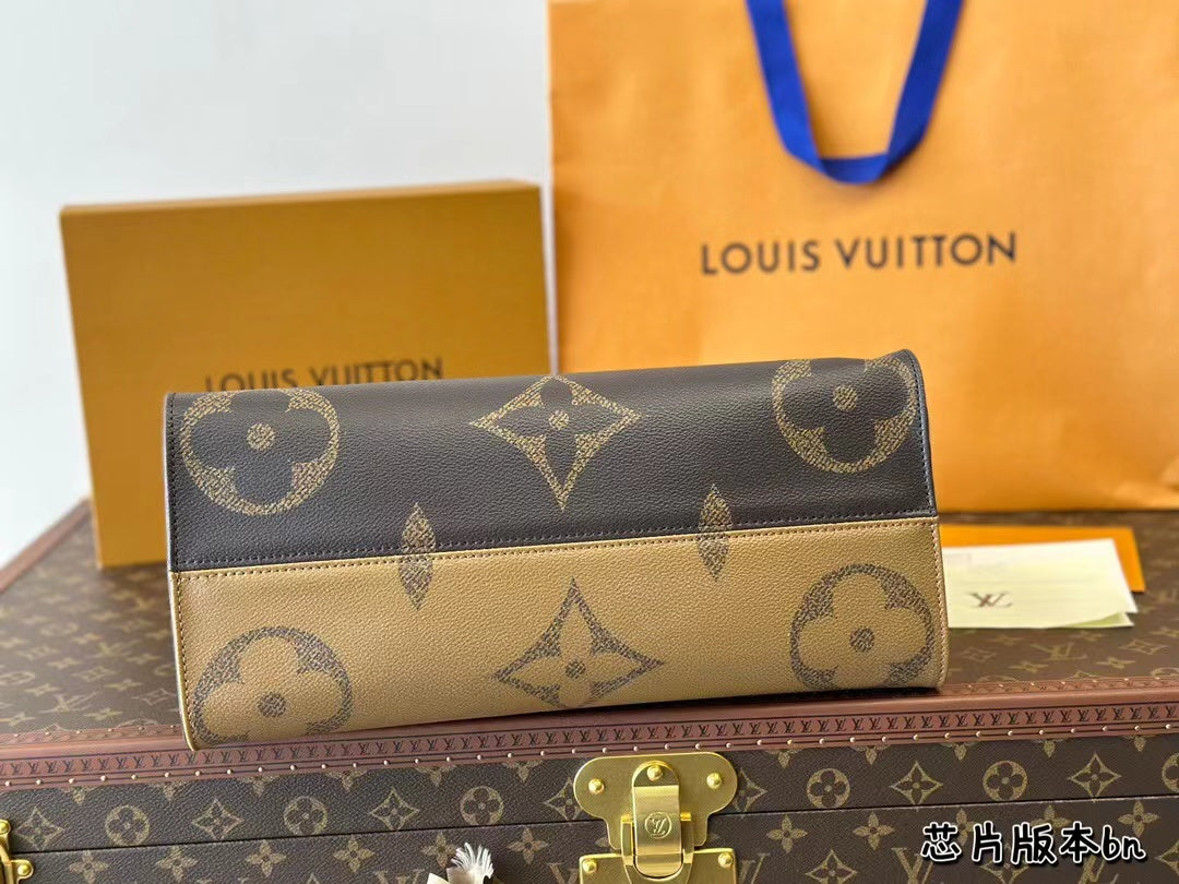 LV M45321#  Lady's handbag with box