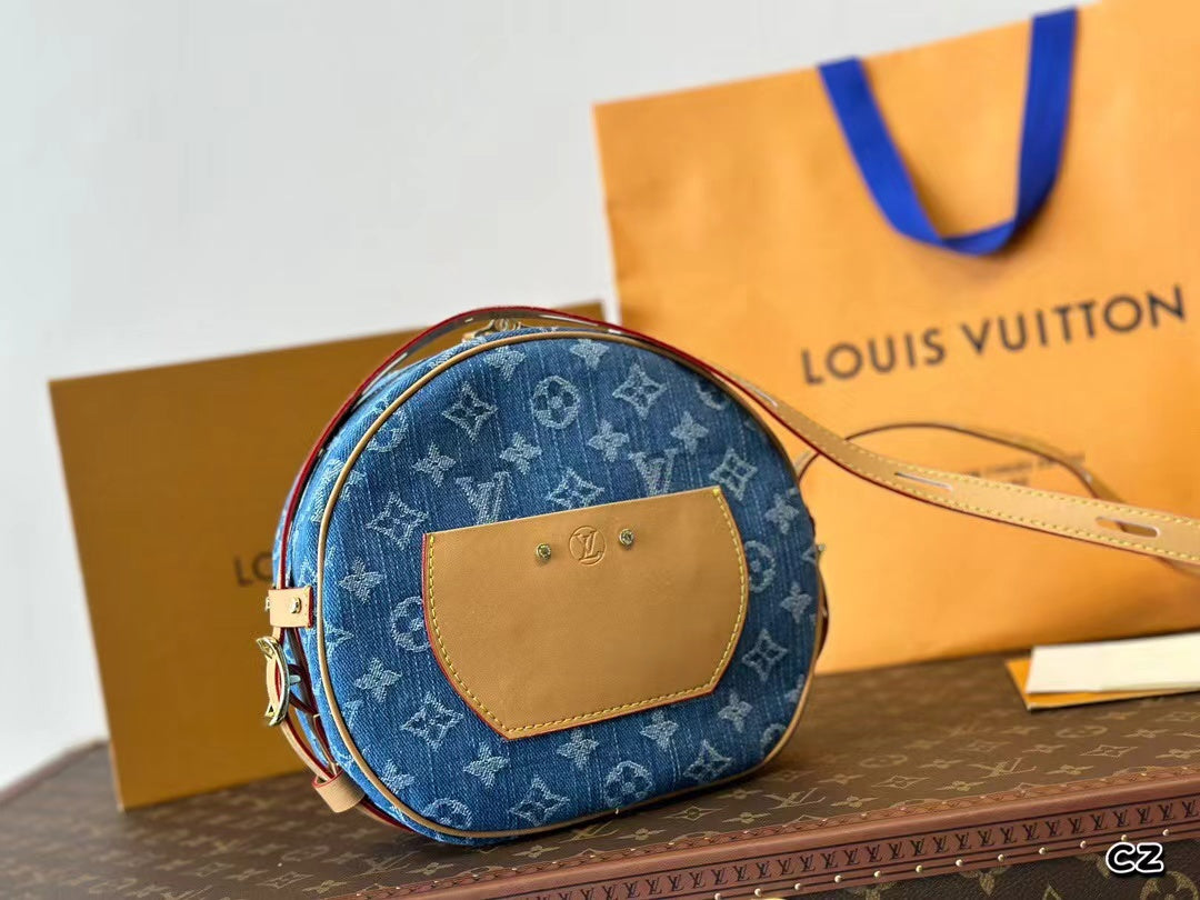 LV M52294#  Lady's handbag with box
