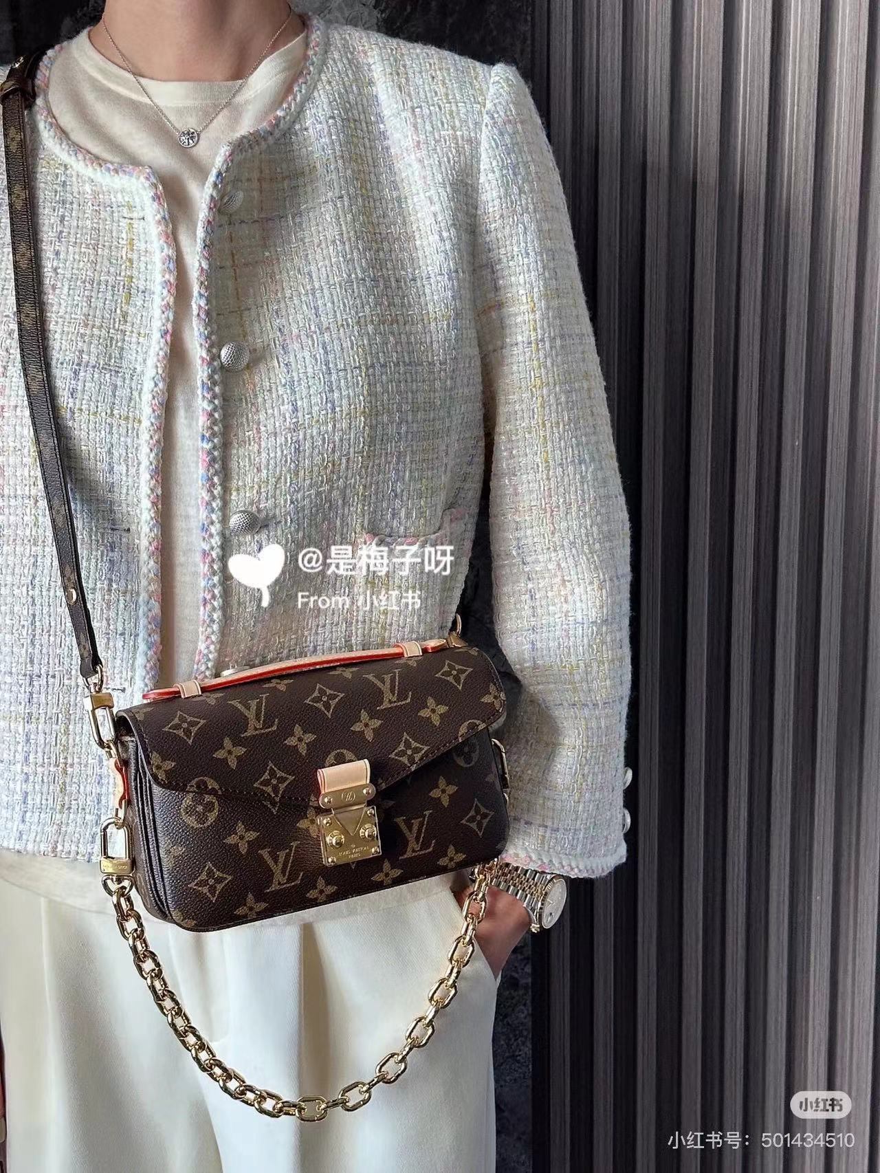 LV M46279#  Lady's handbag with box