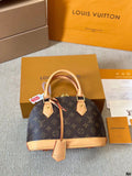 LV 681111#  Lady's handbag with box
