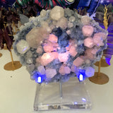 This is a decorative item with ultraviolet reaction. lt‘s very beautiful.
