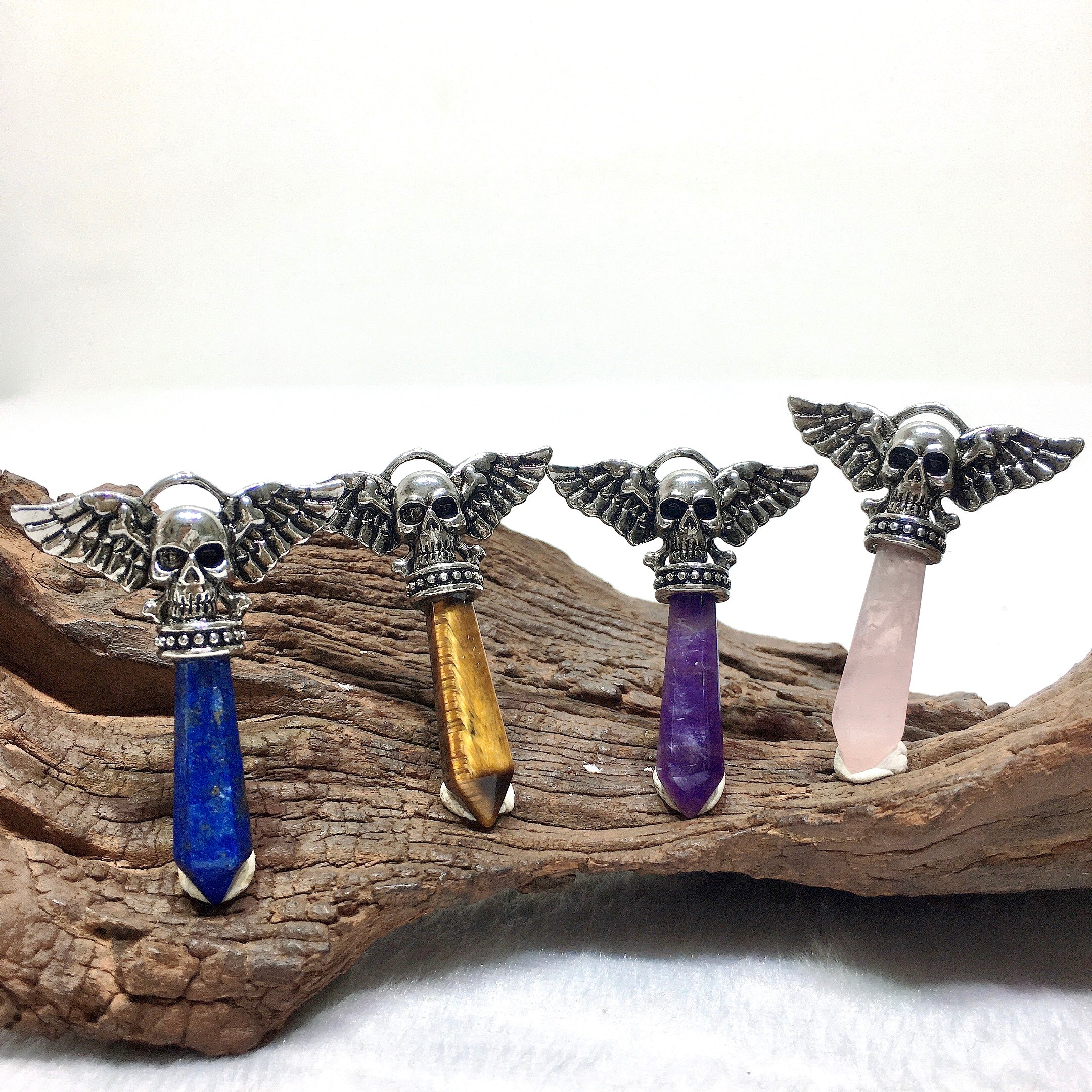 all kinds of sukll pendant