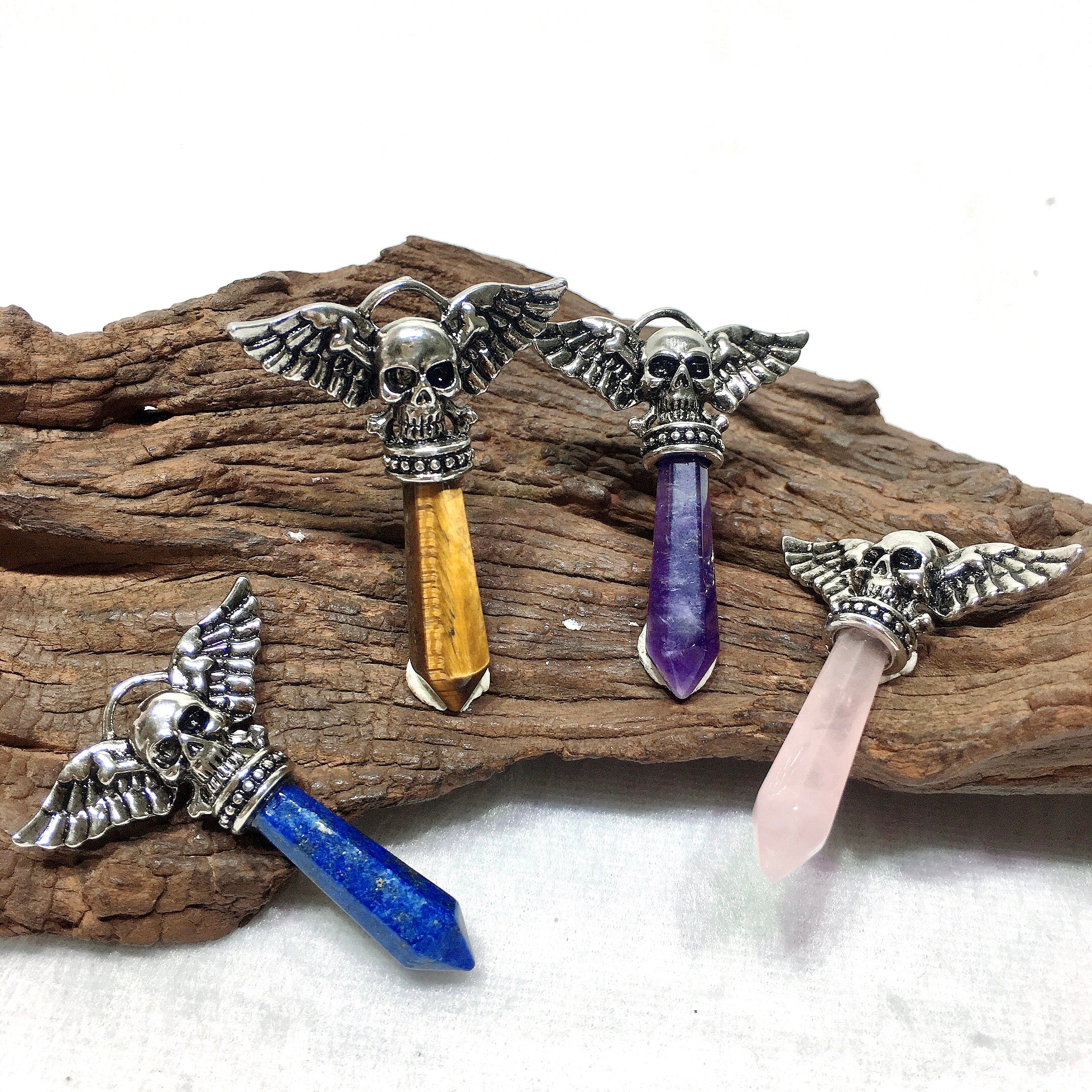 all kinds of sukll pendant