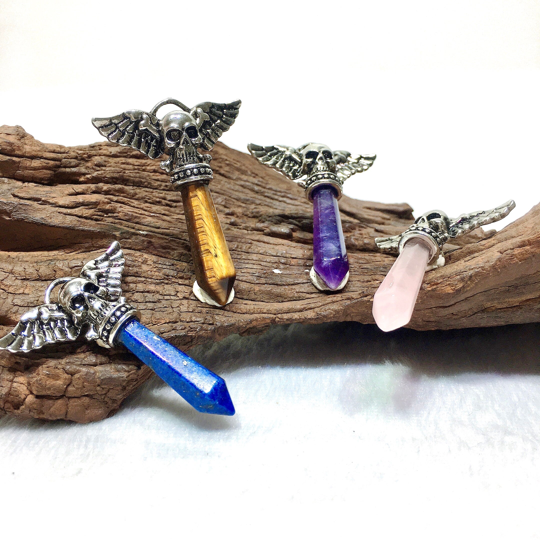 all kinds of sukll pendant